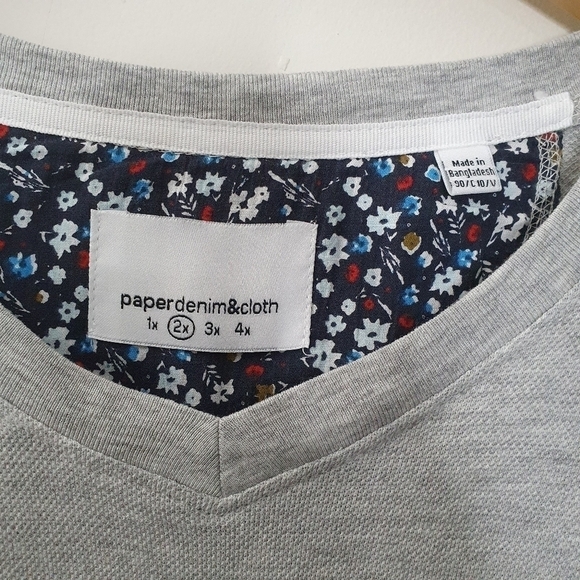Paper Denim & Cloth Grey V Neck Tee Size 2X - Picture 4 of 6